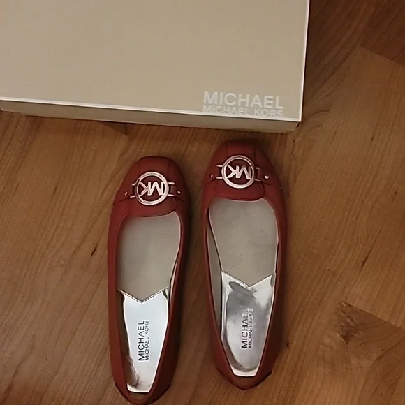 Michael Kors Red Loafers with Black Soles - Picture 4 of 4